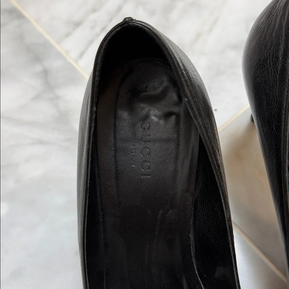 Gucci Elegant Black Leather Women's Shoes - Picture 5 of 5